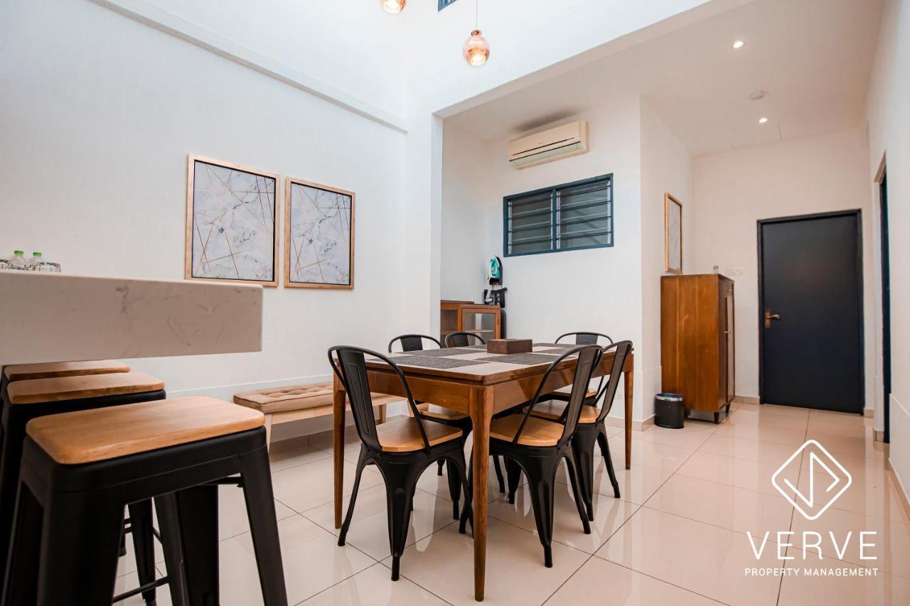 Rumah percutian Canning Garden 3r2b 10pax By Verve